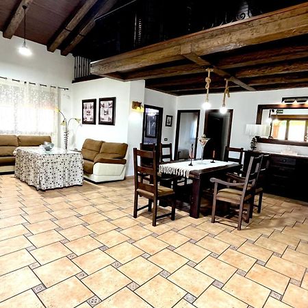 Casa Rural Montes de Trigo Jerez De Los Caballeros Exterior foto