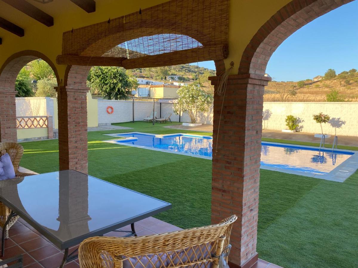 Casa Rural Montes de Trigo Jerez De Los Caballeros Exterior foto